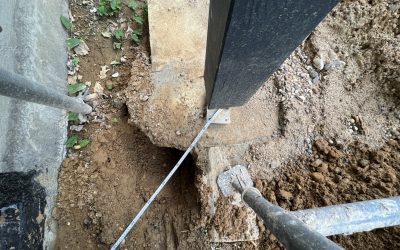 15.08.2023 – Stützen im Nirgendwo. Wenn die Bauherren immer wieder zur Kontrolle müssen.